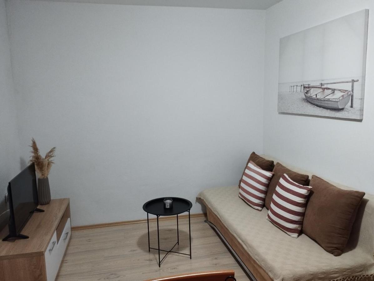 Apartments Mijo Kaštela Εξωτερικό φωτογραφία